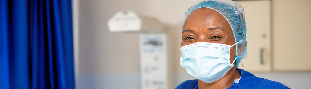 Midwife wearing a mask Midwife wearing a mask